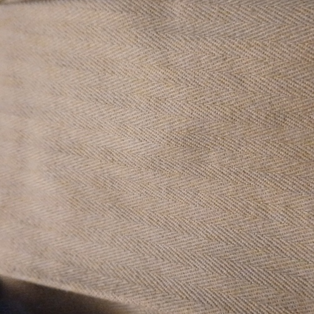 4/$80 Khaki Pleated Skort - Size US6 - Picture 8 of 8
